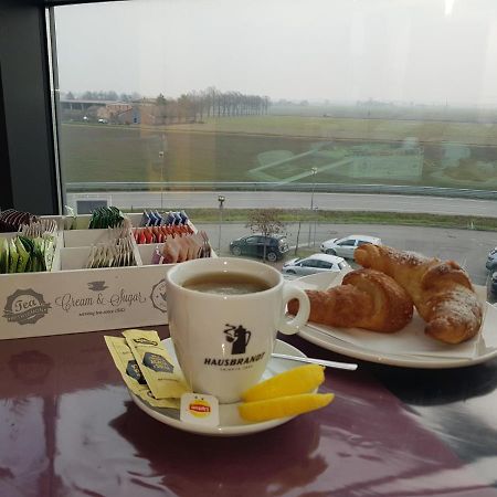 Hotel Padus Meuble Parma San Quirico Kültér fotó