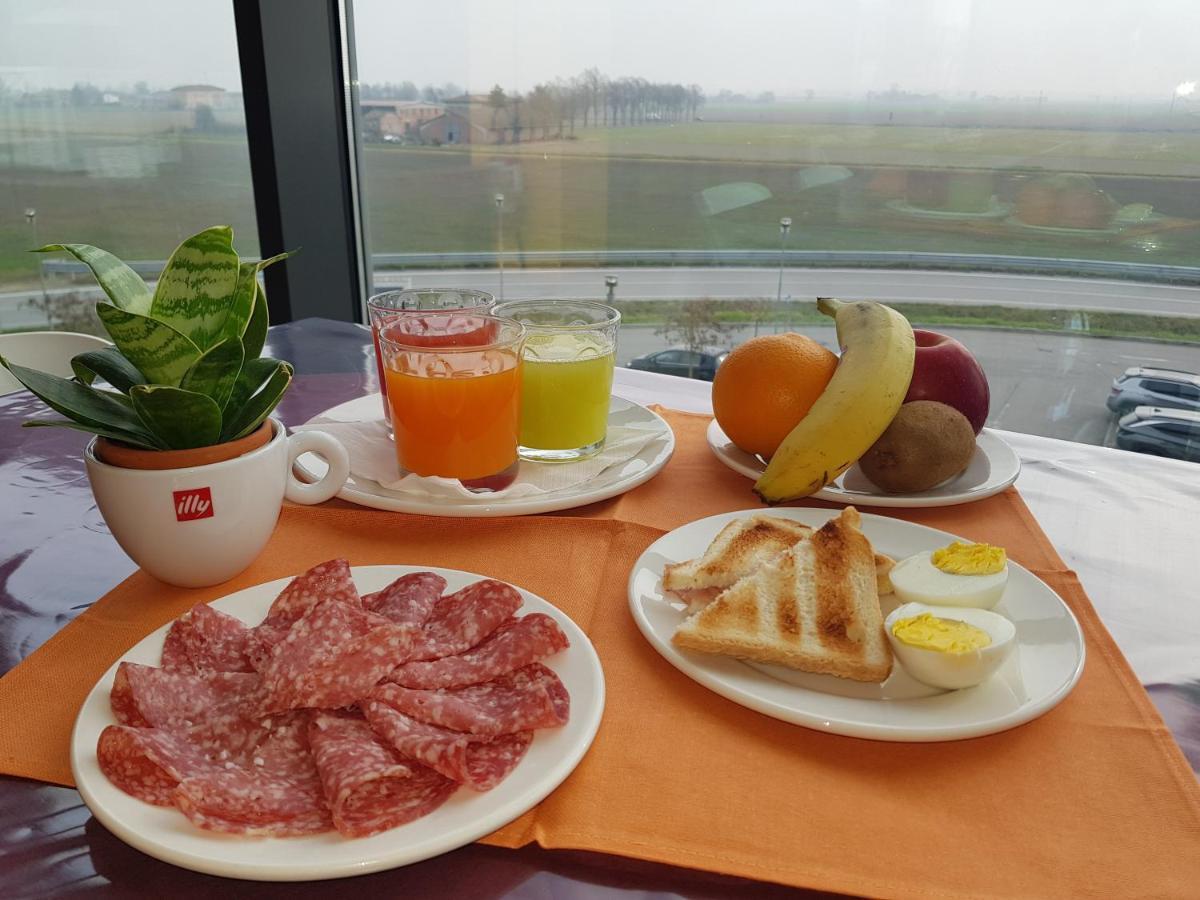Hotel Padus Meuble Parma San Quirico Kültér fotó