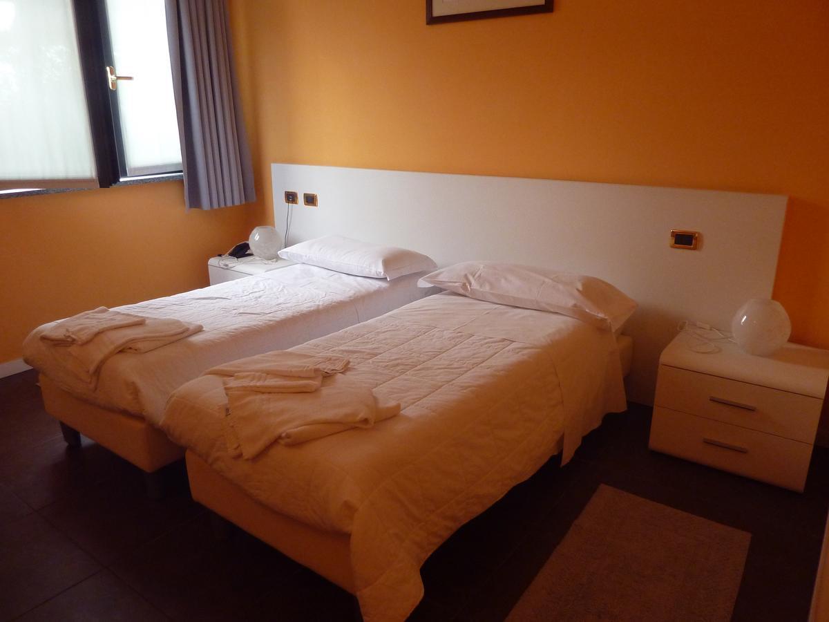 Hotel Padus Meuble Parma San Quirico Kültér fotó