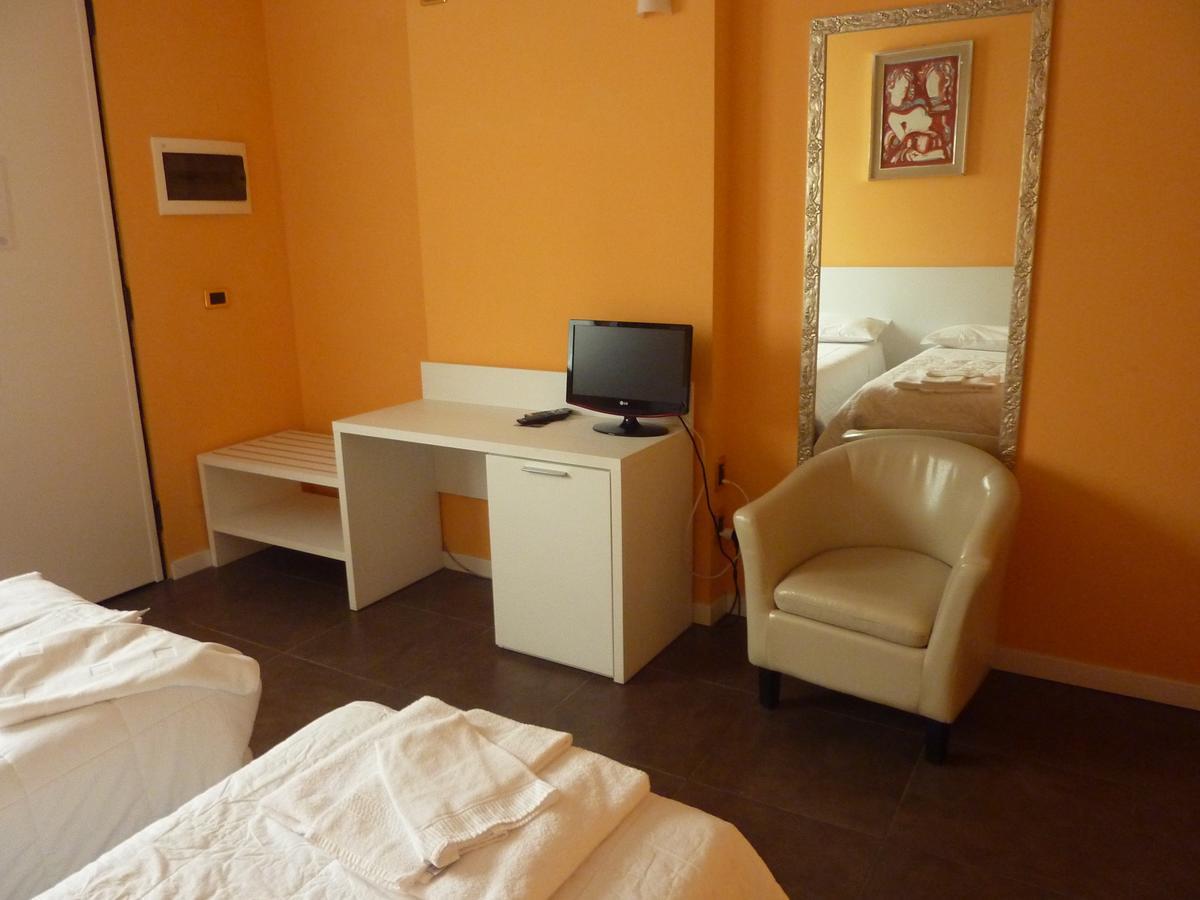 Hotel Padus Meuble Parma San Quirico Kültér fotó