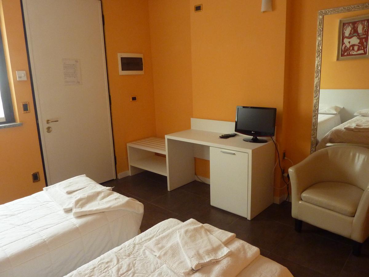 Hotel Padus Meuble Parma San Quirico Kültér fotó