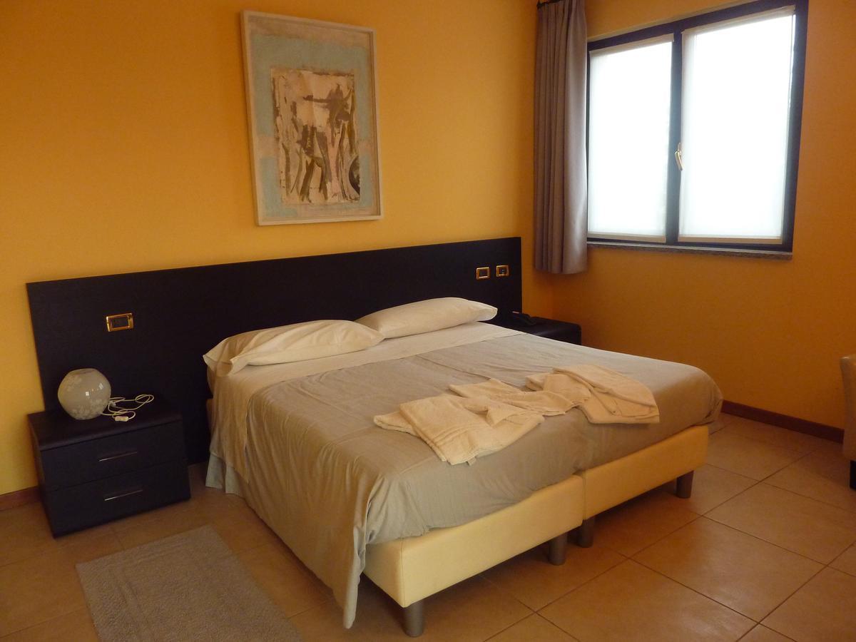 Hotel Padus Meuble Parma San Quirico Kültér fotó